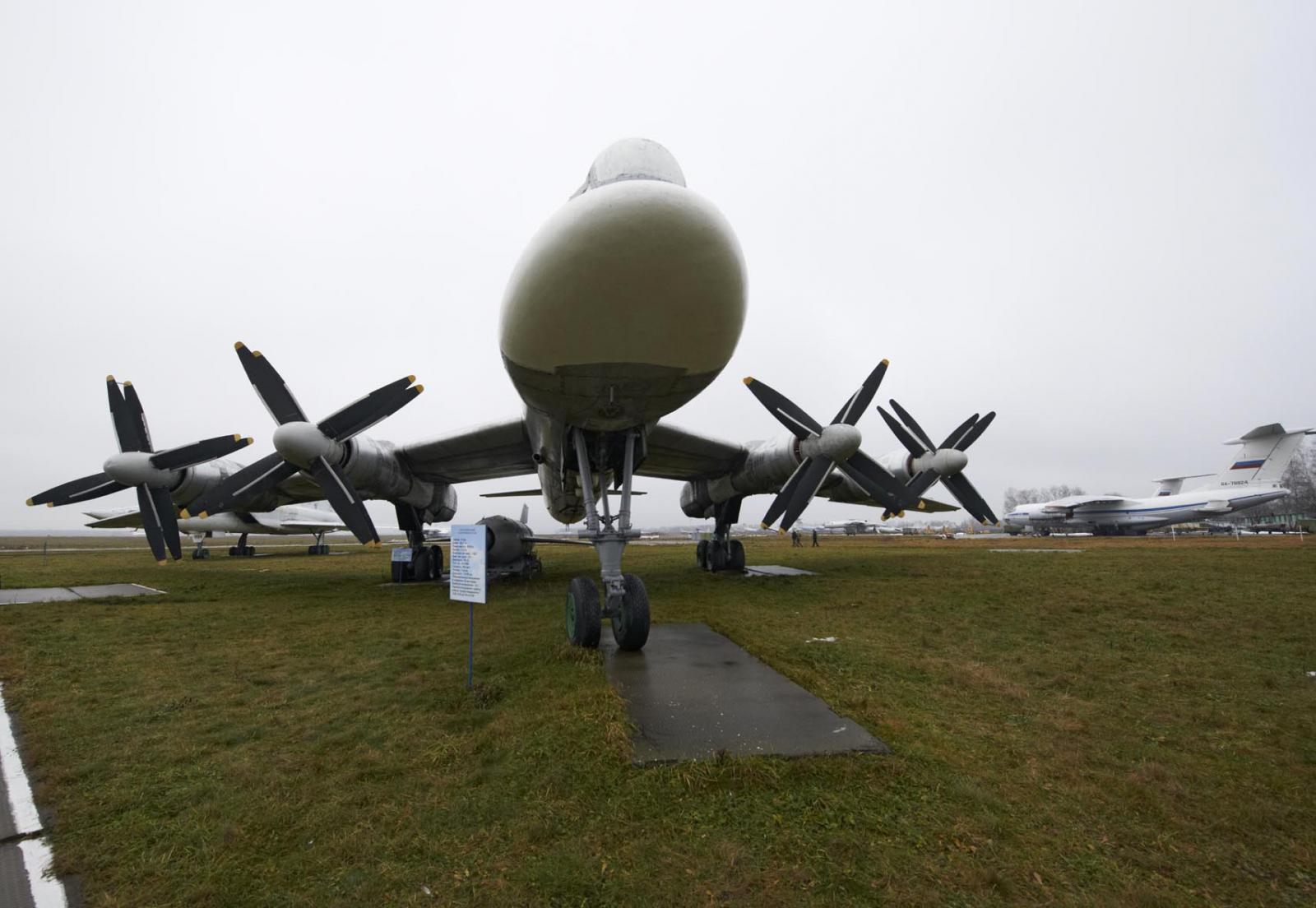 _ADE0641.jpg _ADE0641.jpg